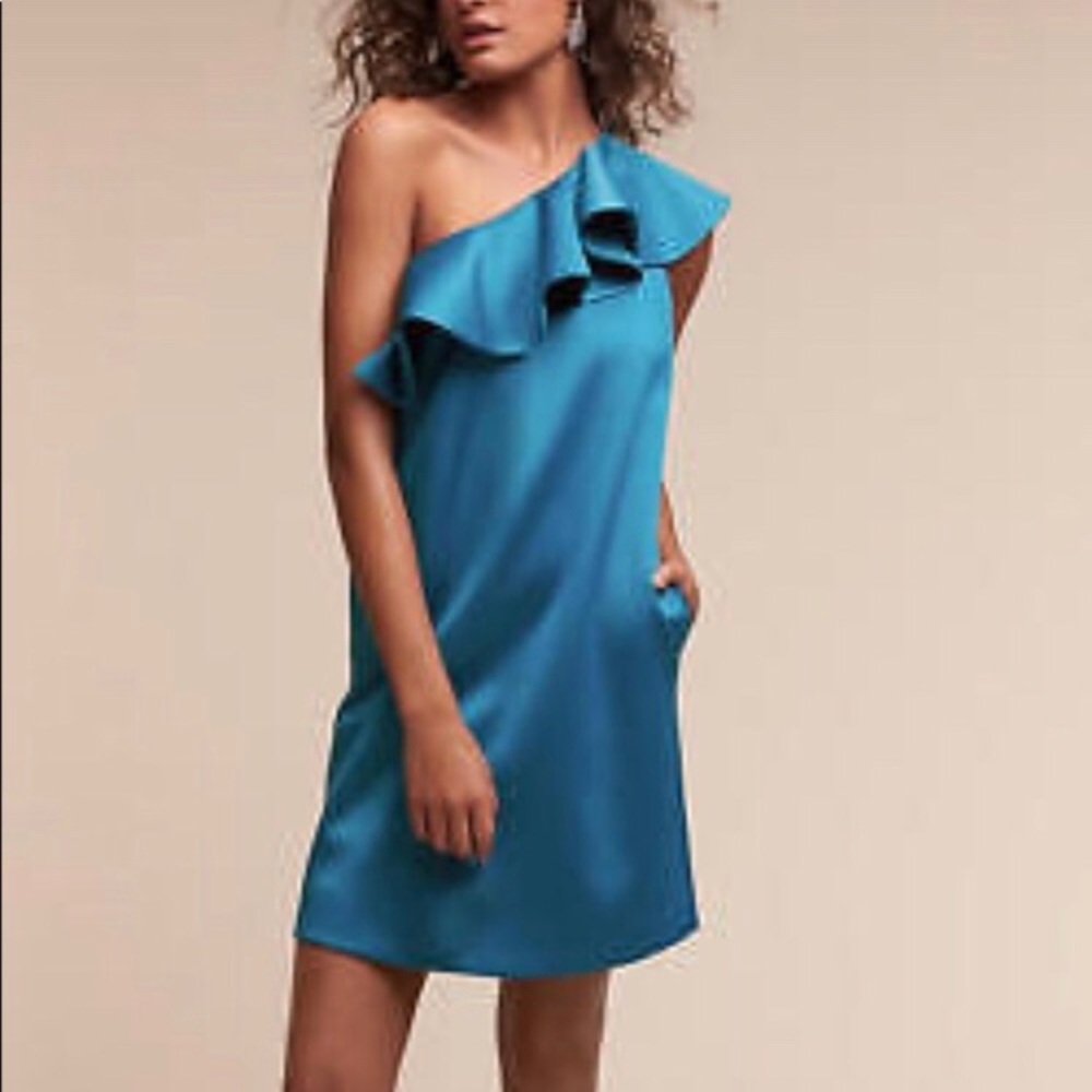 Beautiful 👗 has pockets ~ anthro sold